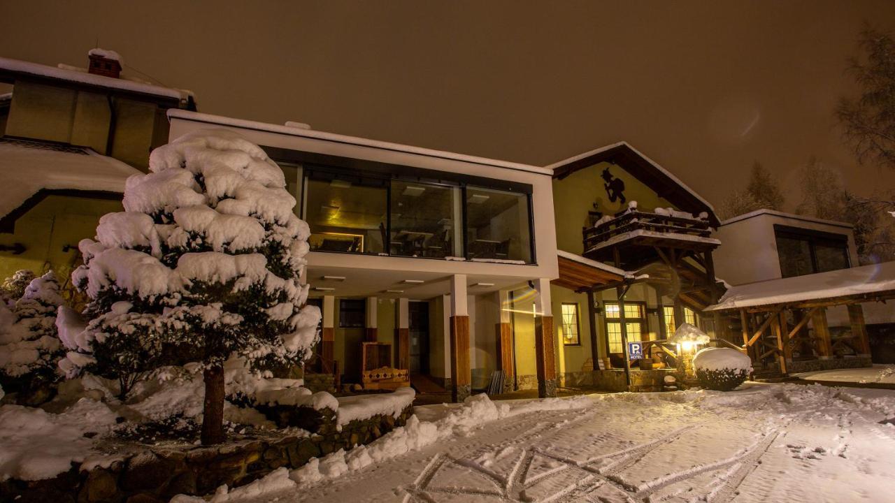 Hotel Restauracja Jas Wedrowniczek Rymanów Eksteriør bilde